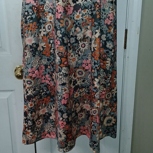 Floral print midi soft dress with pockets casual  Sz 1X NWOT - Picture 2 of 9